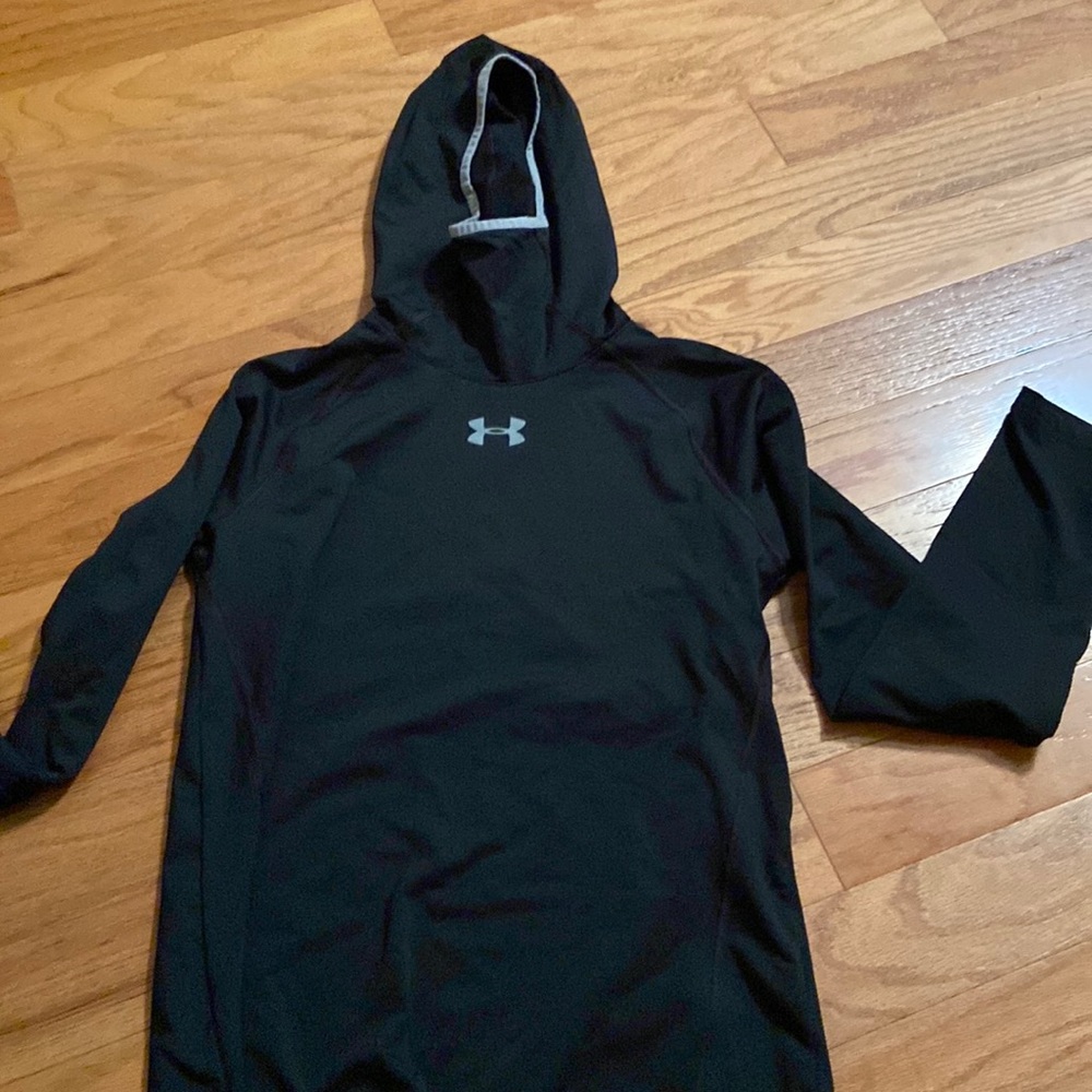 Under armor boys hoodie